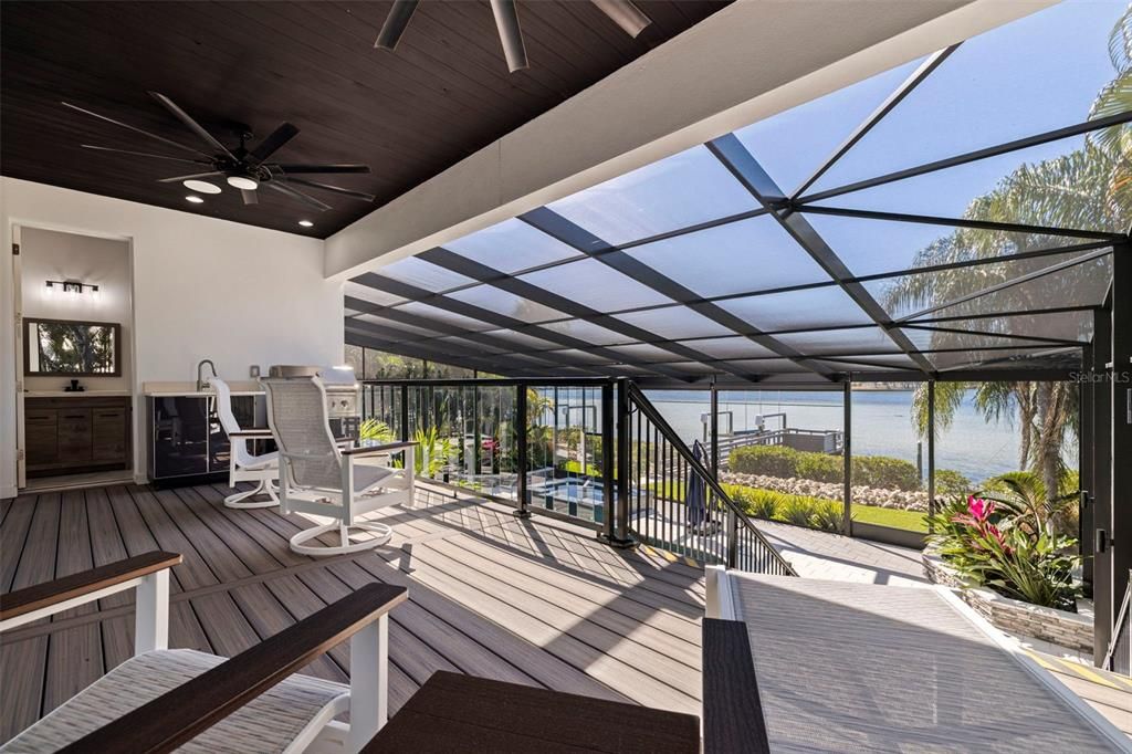 For Sale: $4,395,000 (6 beds, 5 baths, 5186 Square Feet)