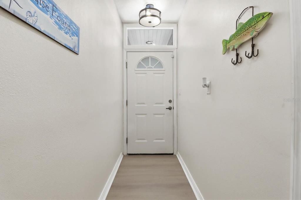 En Venta: $334,000 (2 camas, 2 baños, 1200 Pies cuadrados)