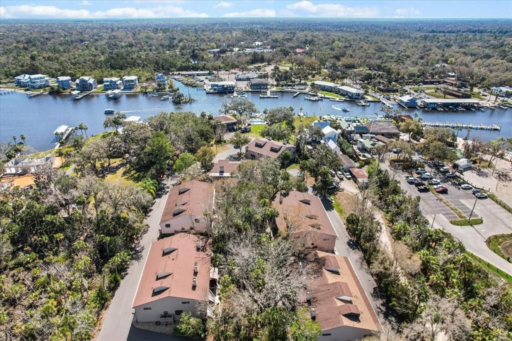 En Venta: $334,000 (2 camas, 2 baños, 1200 Pies cuadrados)