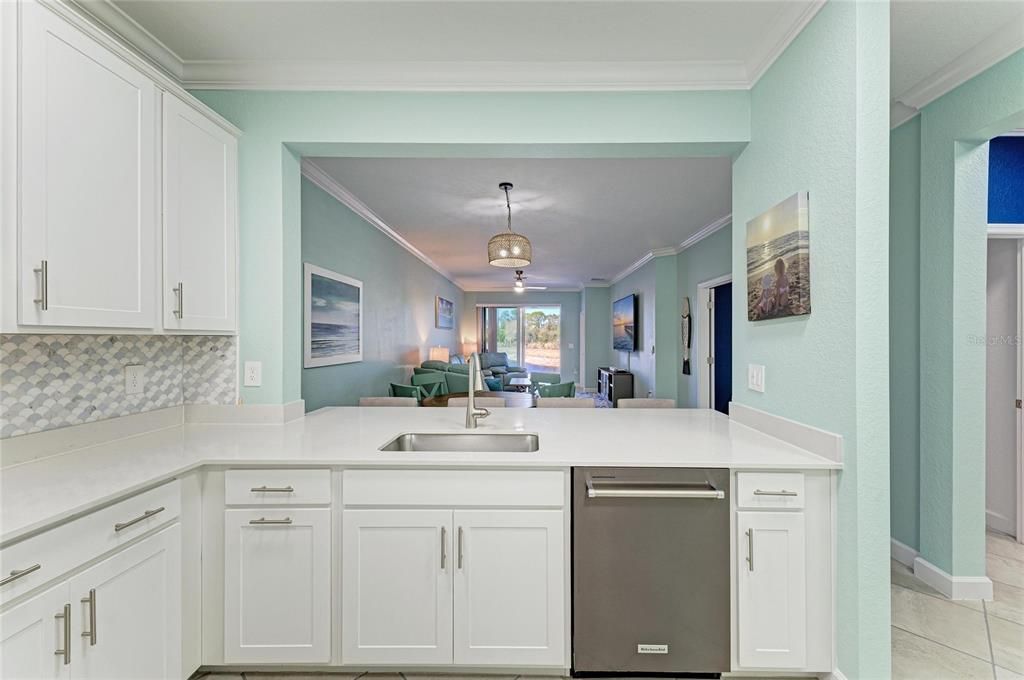 For Rent: $3,650 (3 beds, 2 baths, 1422 Square Feet)