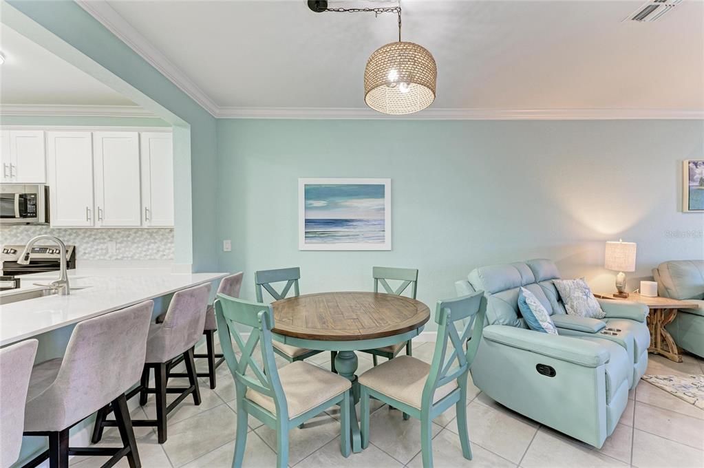 For Rent: $3,650 (3 beds, 2 baths, 1422 Square Feet)