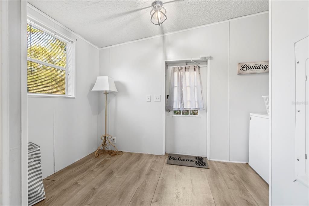 En Venta: $209,400 (3 camas, 2 baños, 1620 Pies cuadrados)