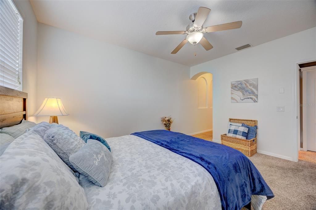 En Venta: $299,900 (2 camas, 2 baños, 1433 Pies cuadrados)