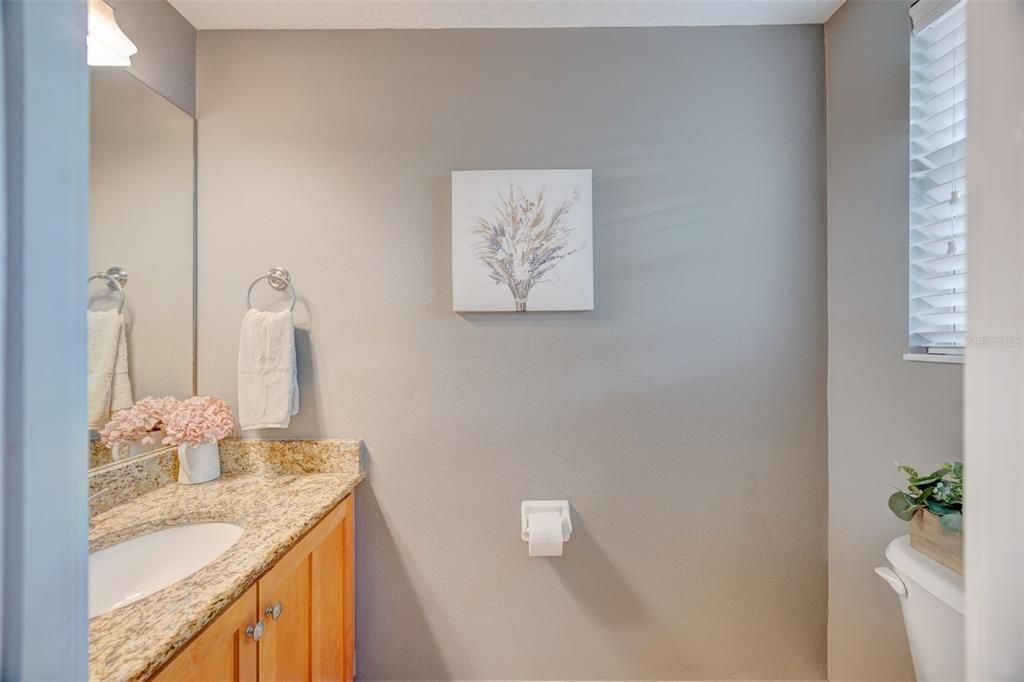 En Venta: $299,900 (2 camas, 2 baños, 1433 Pies cuadrados)