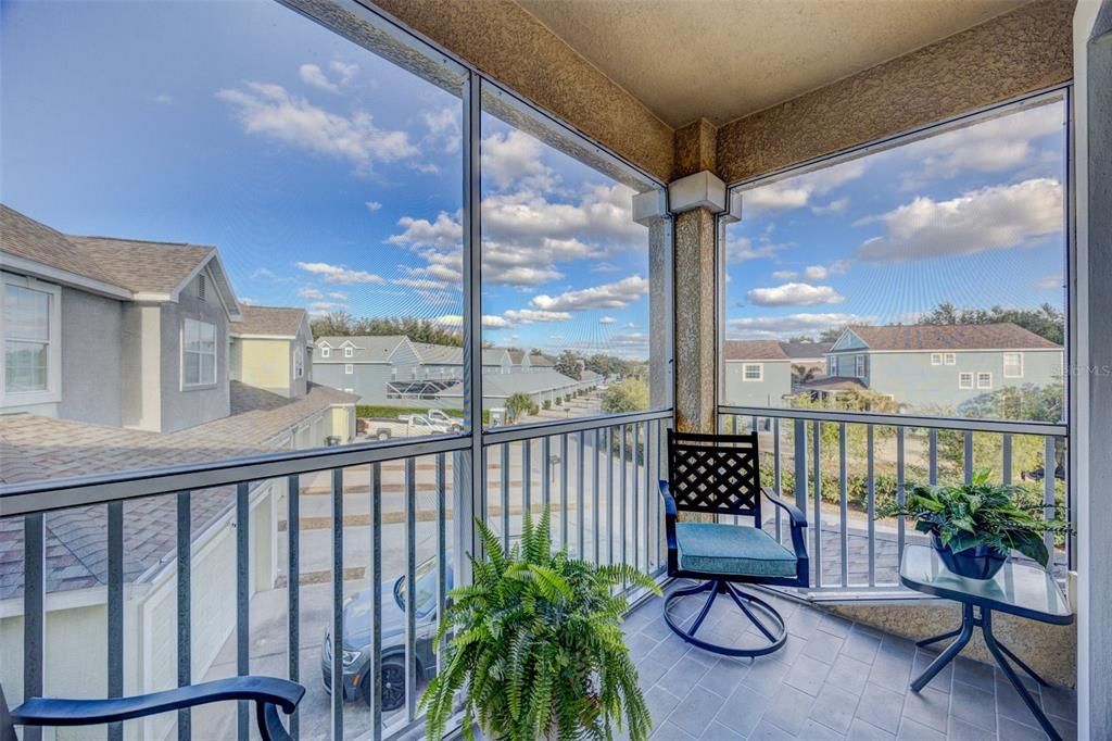 En Venta: $299,900 (2 camas, 2 baños, 1433 Pies cuadrados)