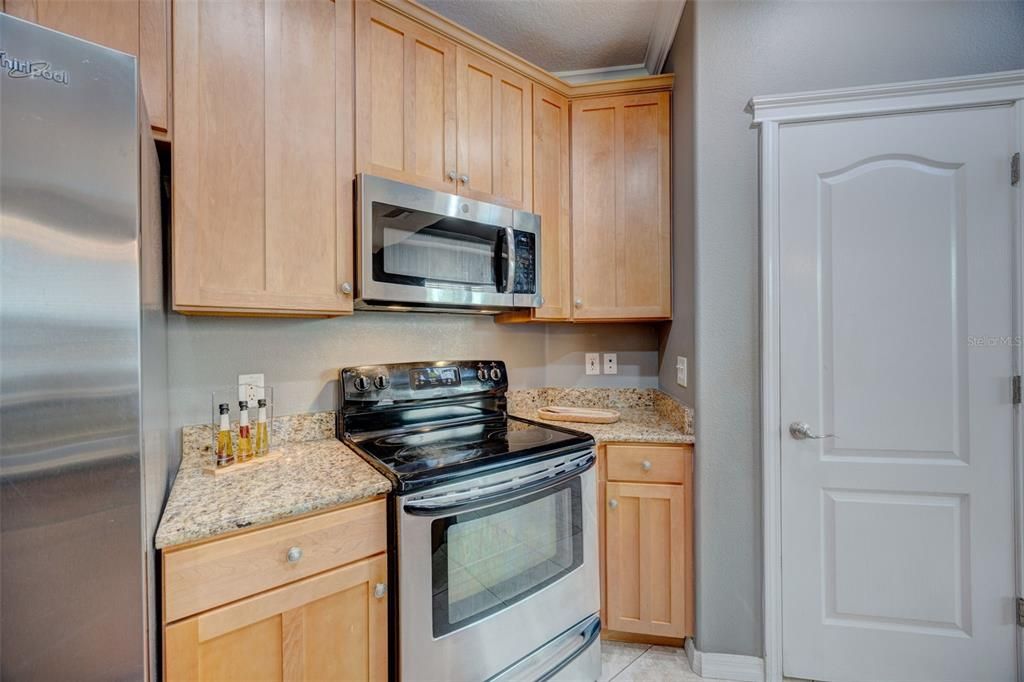 En Venta: $299,900 (2 camas, 2 baños, 1433 Pies cuadrados)