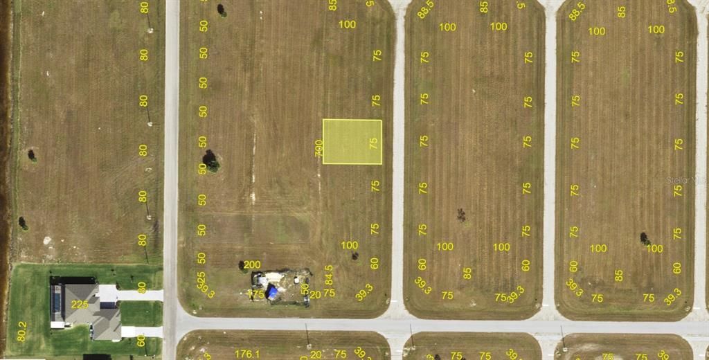 Под контрактом: $13,000 (0.17 acres)