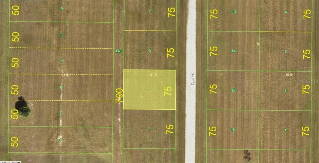 Под контрактом: $13,000 (0.17 acres)
