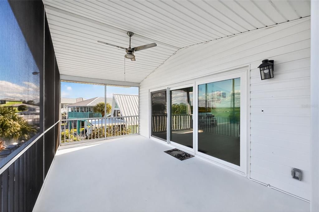 En Venta: $799,900 (2 camas, 2 baños, 1322 Pies cuadrados)