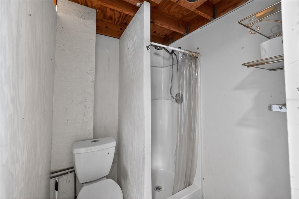 En Venta: $799,900 (2 camas, 2 baños, 1322 Pies cuadrados)