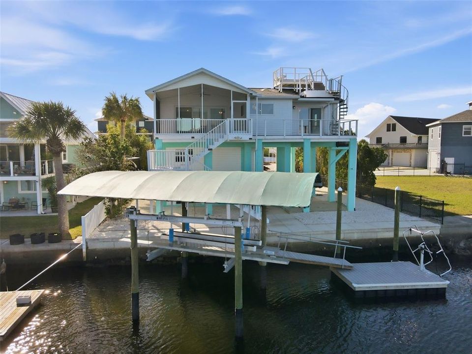 En Venta: $799,900 (2 camas, 2 baños, 1322 Pies cuadrados)