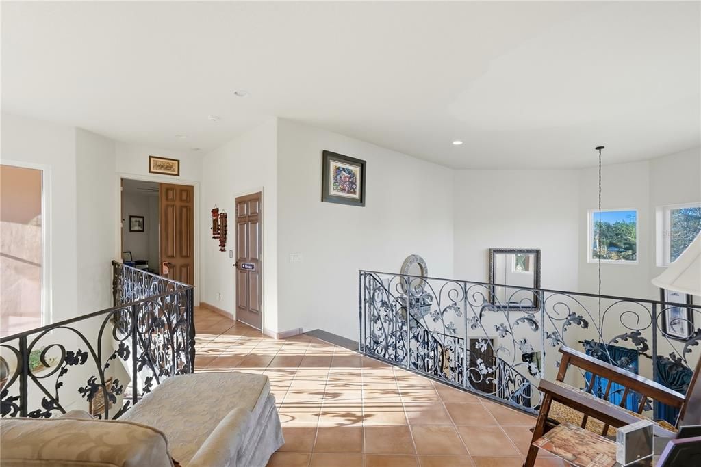 En Venta: $2,090,000 (5 camas, 3 baños, 5163 Pies cuadrados)