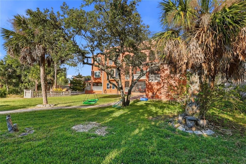 En Venta: $2,090,000 (5 camas, 3 baños, 5163 Pies cuadrados)