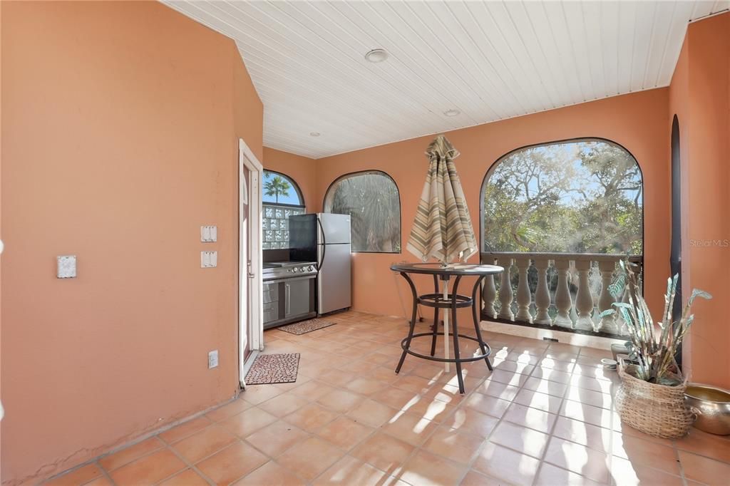 En Venta: $2,090,000 (5 camas, 3 baños, 5163 Pies cuadrados)