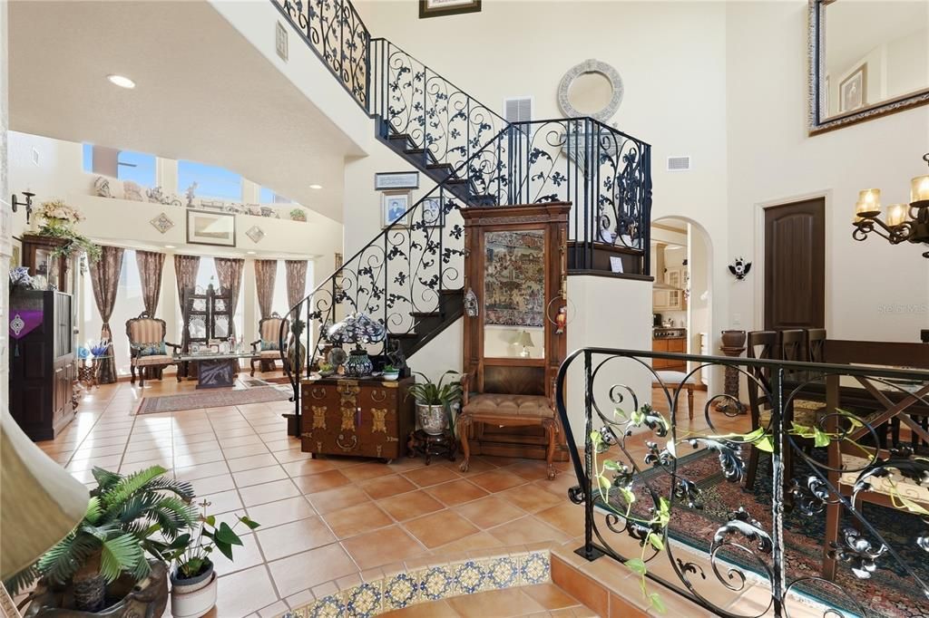 En Venta: $2,090,000 (5 camas, 3 baños, 5163 Pies cuadrados)