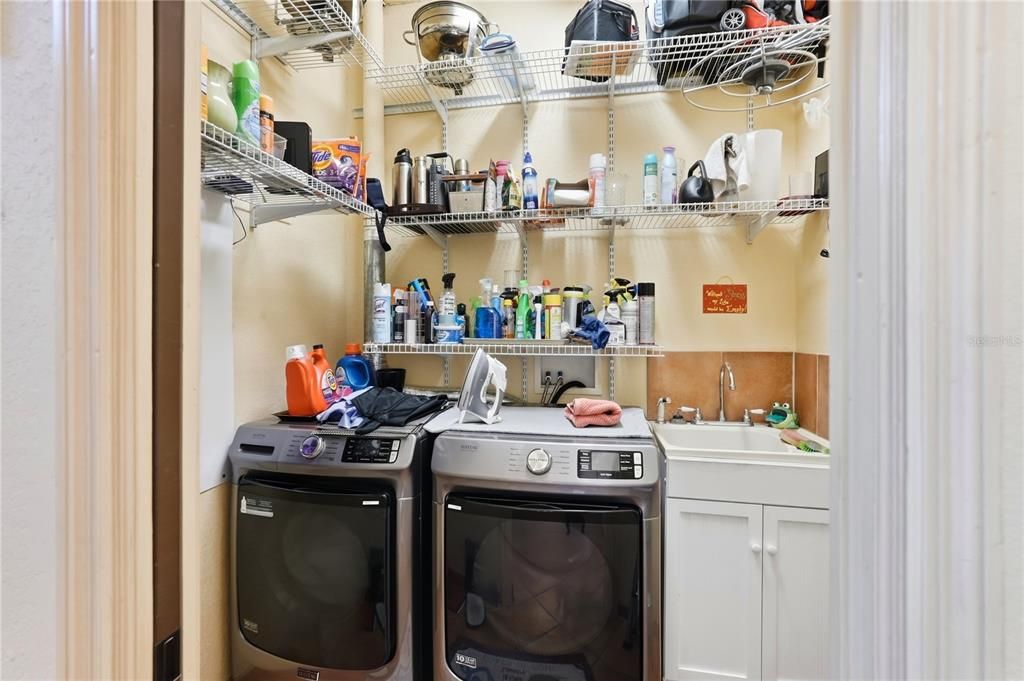 En Venta: $2,090,000 (5 camas, 3 baños, 5163 Pies cuadrados)