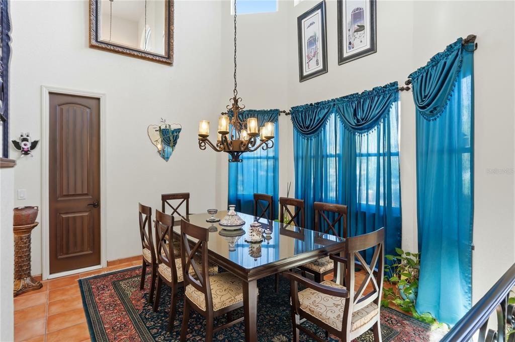En Venta: $2,090,000 (5 camas, 3 baños, 5163 Pies cuadrados)