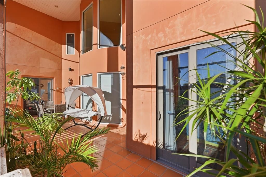 En Venta: $2,090,000 (5 camas, 3 baños, 5163 Pies cuadrados)