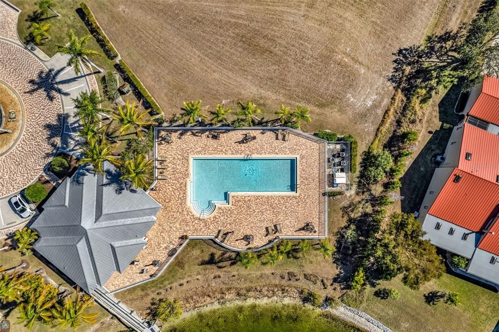 Activo con contrato: $225,000 (3 camas, 2 baños, 1497 Pies cuadrados)