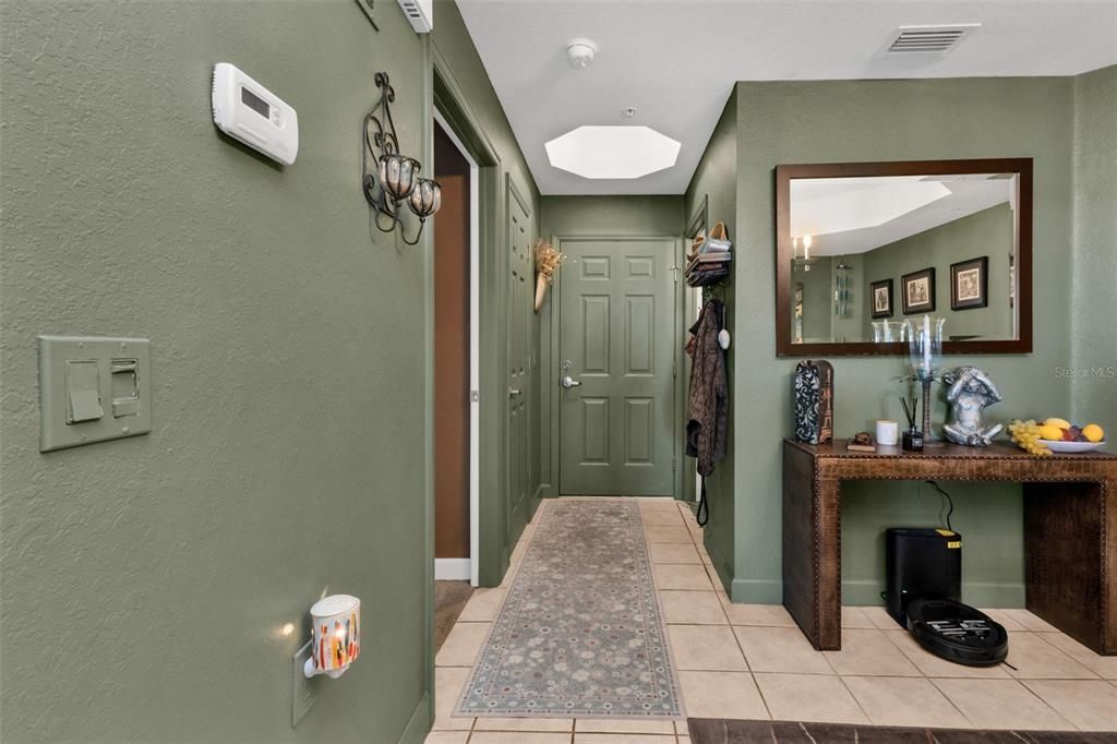 Activo con contrato: $225,000 (3 camas, 2 baños, 1497 Pies cuadrados)