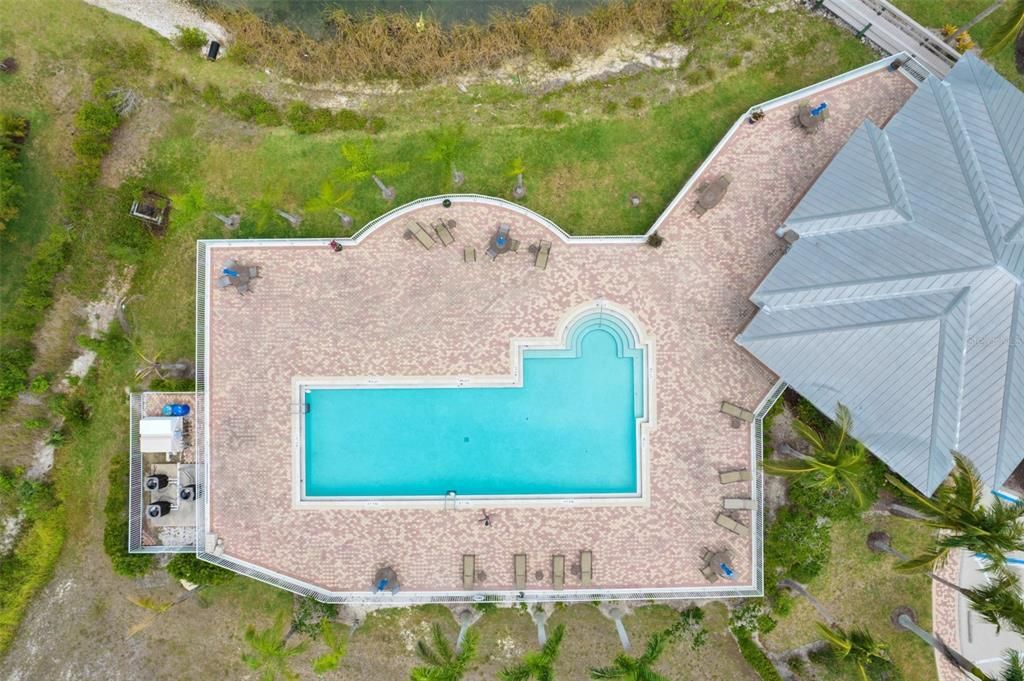 Activo con contrato: $225,000 (3 camas, 2 baños, 1497 Pies cuadrados)