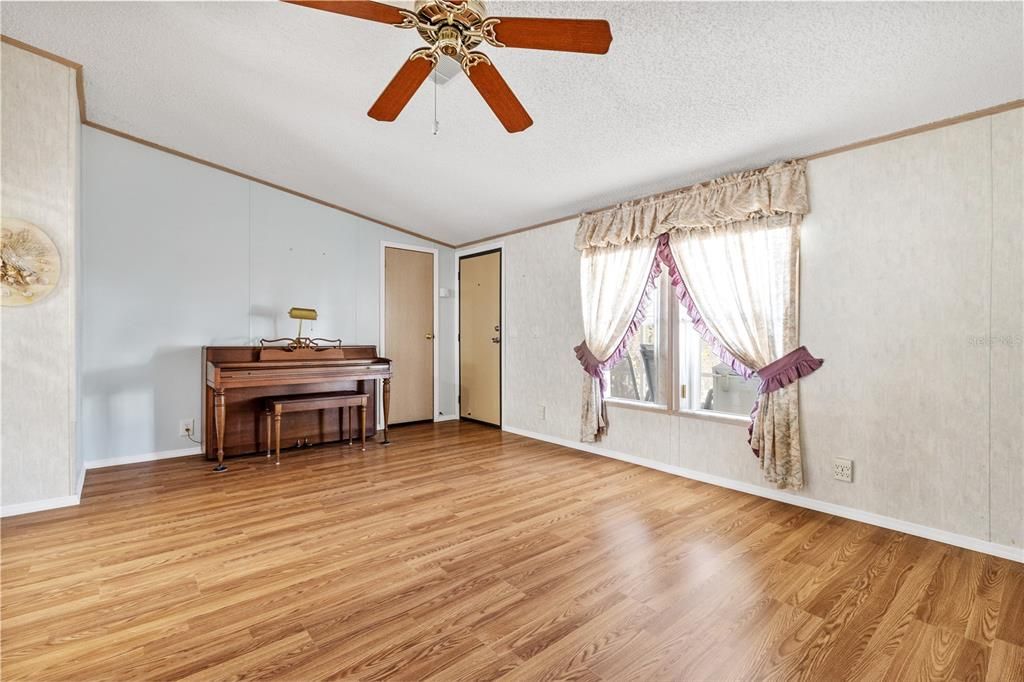 En Venta: $150,000 (2 camas, 2 baños, 1188 Pies cuadrados)