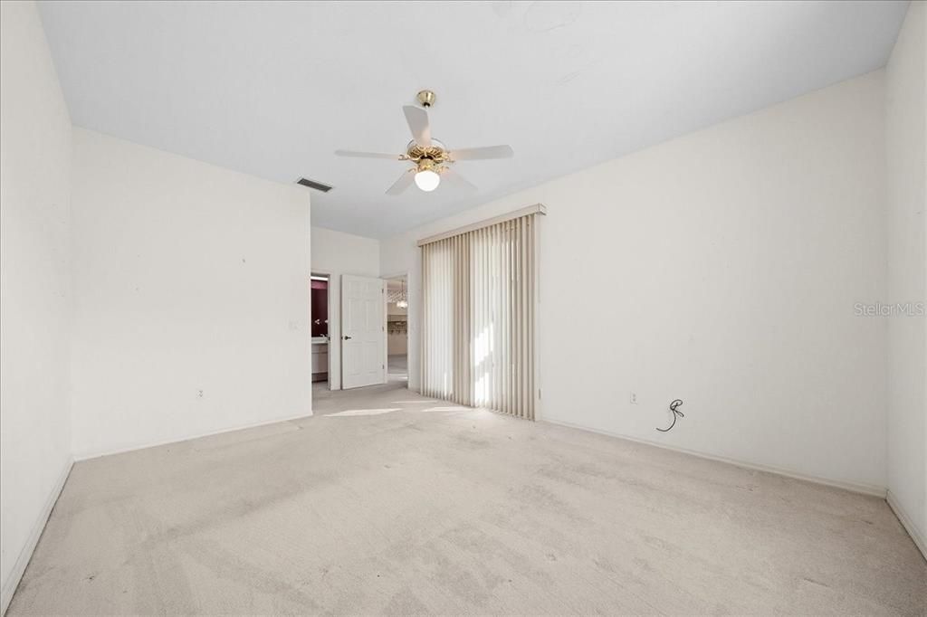 En Venta: $175,000 (2 camas, 2 baños, 1468 Pies cuadrados)