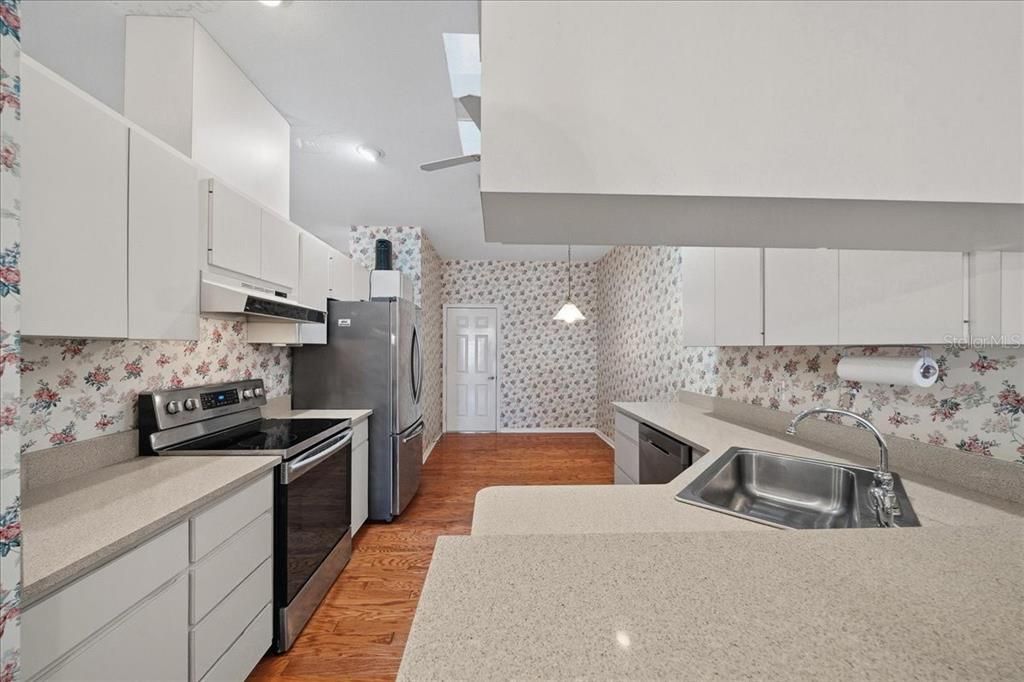 En Venta: $175,000 (2 camas, 2 baños, 1468 Pies cuadrados)