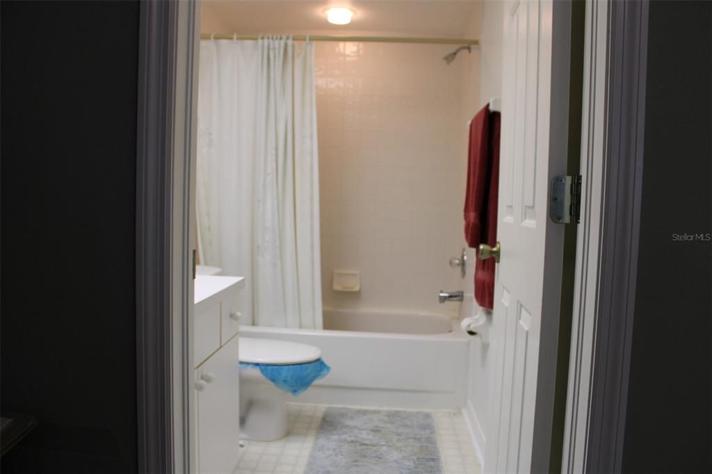 For Sale: $399,000 (3 beds, 4 baths, 1749 Square Feet)
