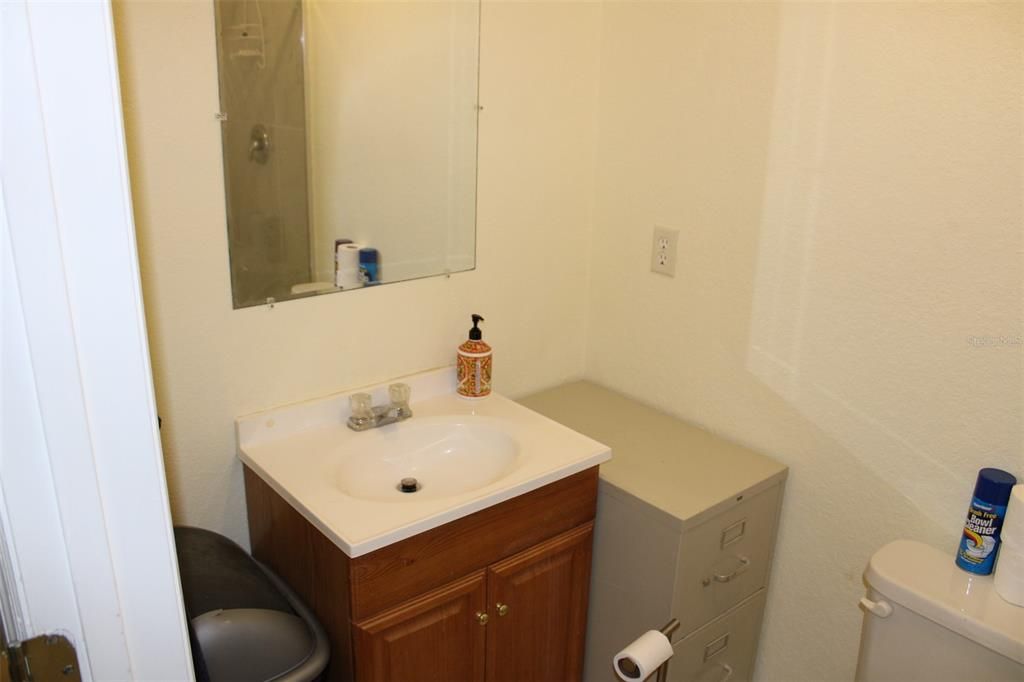 For Sale: $399,000 (3 beds, 4 baths, 1749 Square Feet)