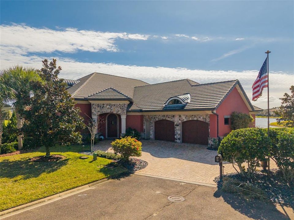 En Venta: $1,950,000 (5 camas, 4 baños, 4457 Pies cuadrados)