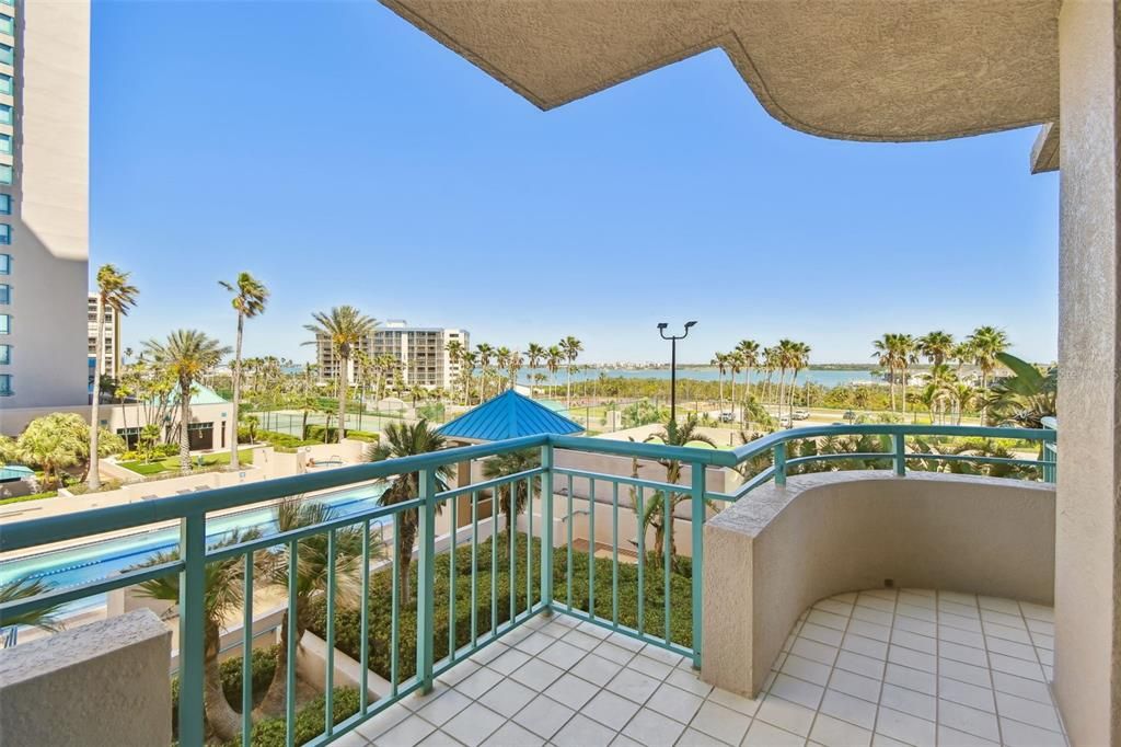 En Venta: $3,499,000 (4 camas, 4 baños, 4336 Pies cuadrados)