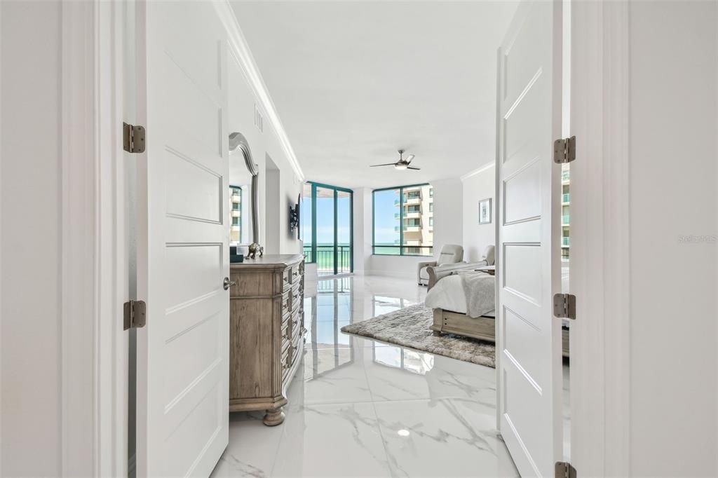 En Venta: $3,499,000 (4 camas, 4 baños, 4336 Pies cuadrados)