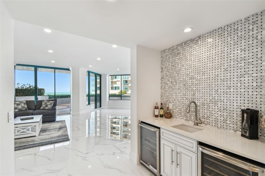En Venta: $3,499,000 (4 camas, 4 baños, 4336 Pies cuadrados)