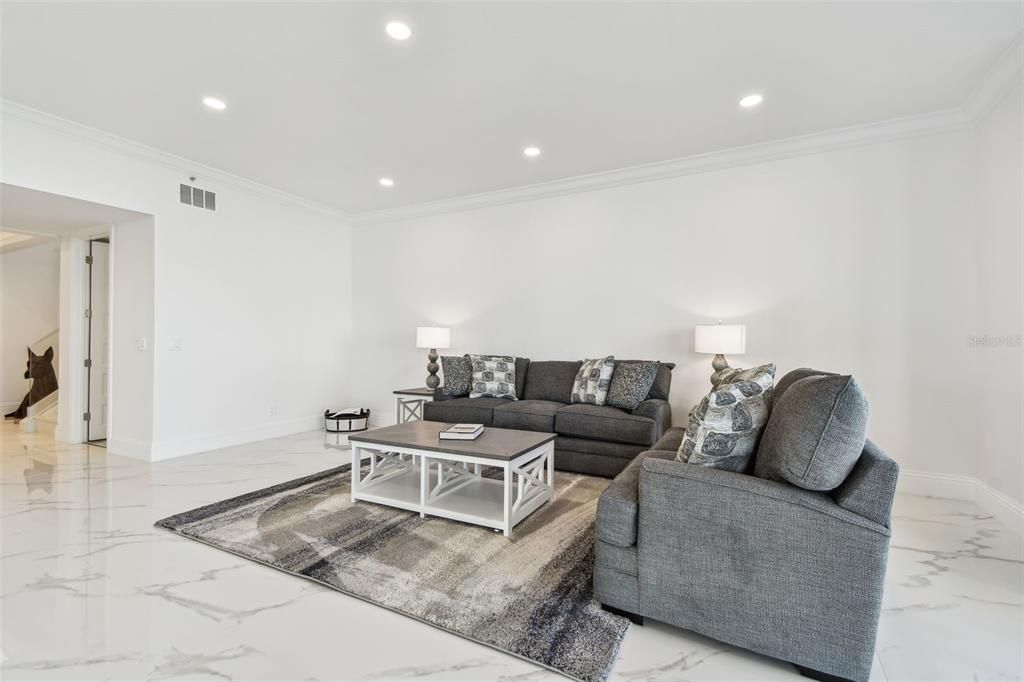 En Venta: $3,499,000 (4 camas, 4 baños, 4336 Pies cuadrados)