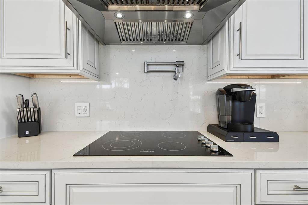 En Venta: $3,499,000 (4 camas, 4 baños, 4336 Pies cuadrados)