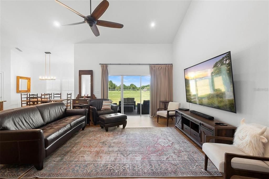 For Sale: $1,199,000 (3 beds, 4 baths, 3313 Square Feet)