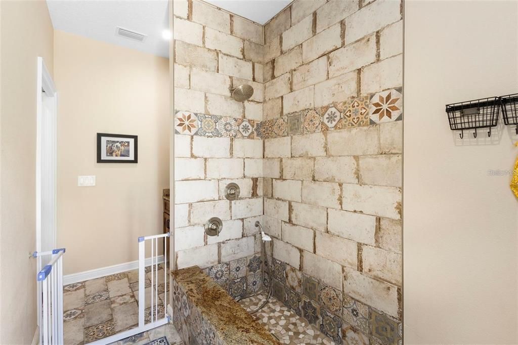 For Sale: $1,199,000 (3 beds, 4 baths, 3313 Square Feet)
