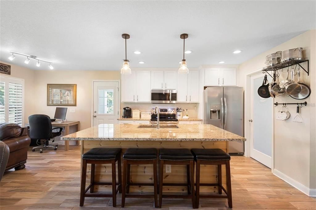 For Sale: $1,199,000 (3 beds, 4 baths, 3313 Square Feet)