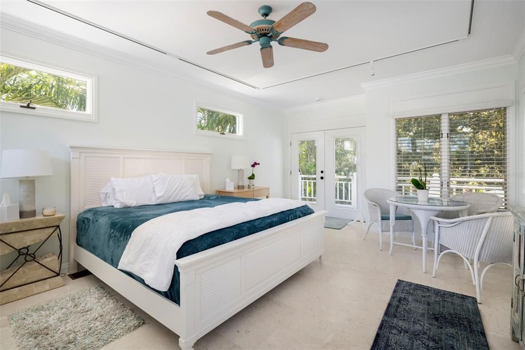 For Sale: $3,890,000 (3 beds, 3 baths, 4685 Square Feet)