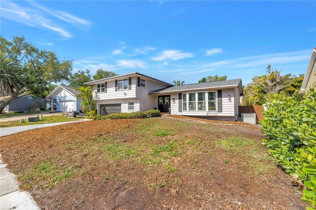En Venta: $800,000 (4 camas, 3 baños, 2378 Pies cuadrados)