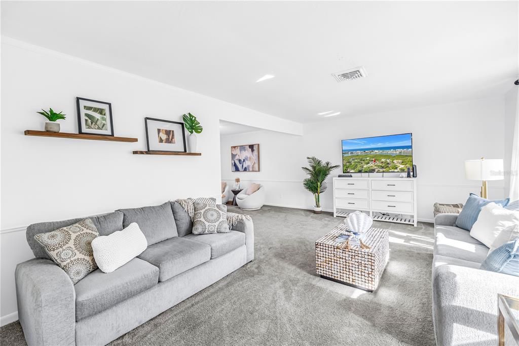 En Venta: $800,000 (4 camas, 3 baños, 2378 Pies cuadrados)