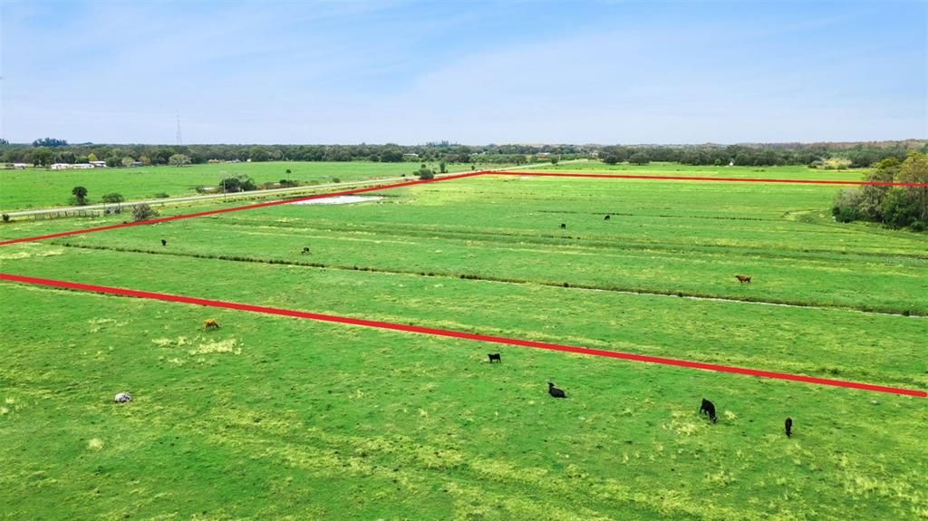 На продажу: $998,000 (37.78 acres)
