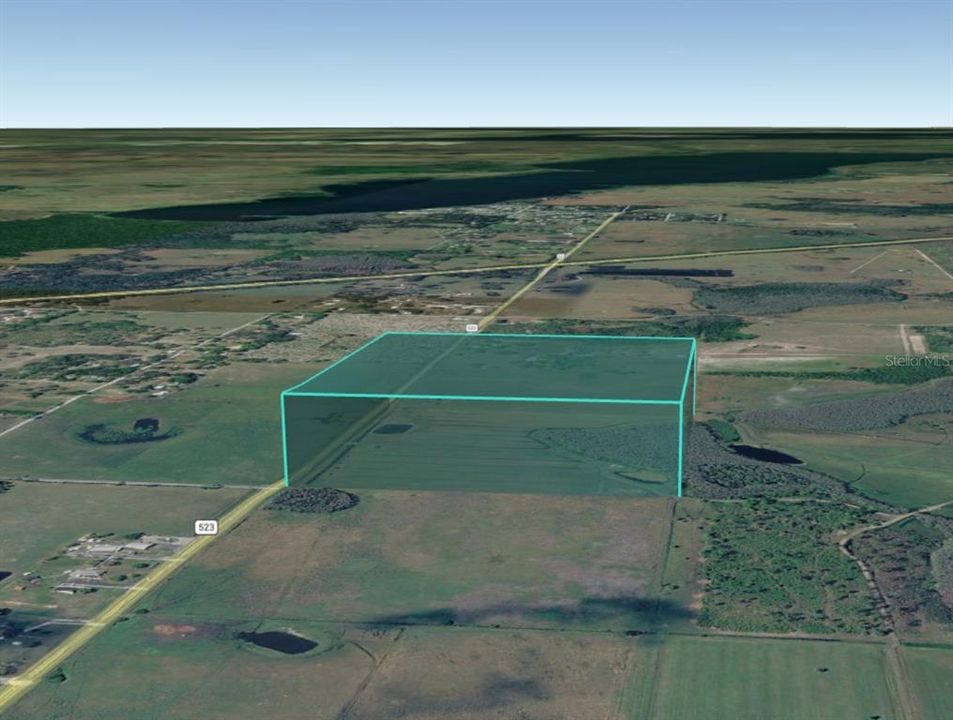 На продажу: $998,000 (37.78 acres)