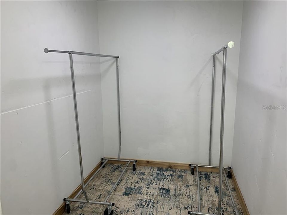 En Venta: $235,900 (3 camas, 2 baños, 1590 Pies cuadrados)