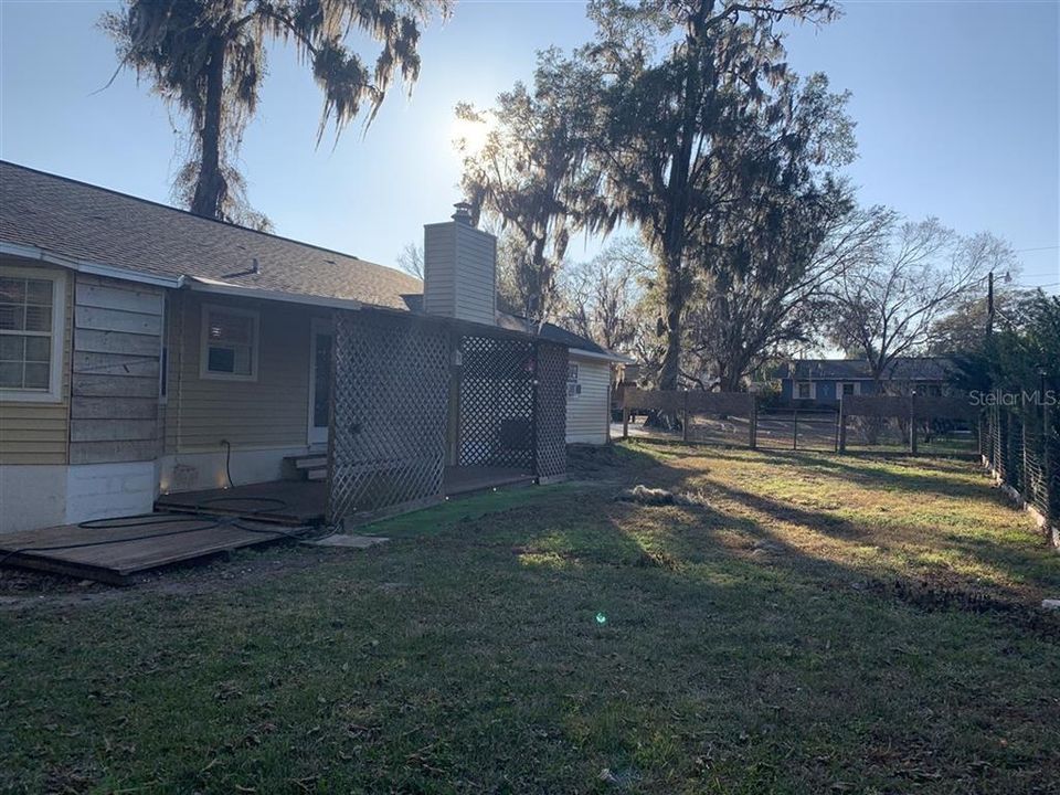 En Venta: $235,900 (3 camas, 2 baños, 1590 Pies cuadrados)