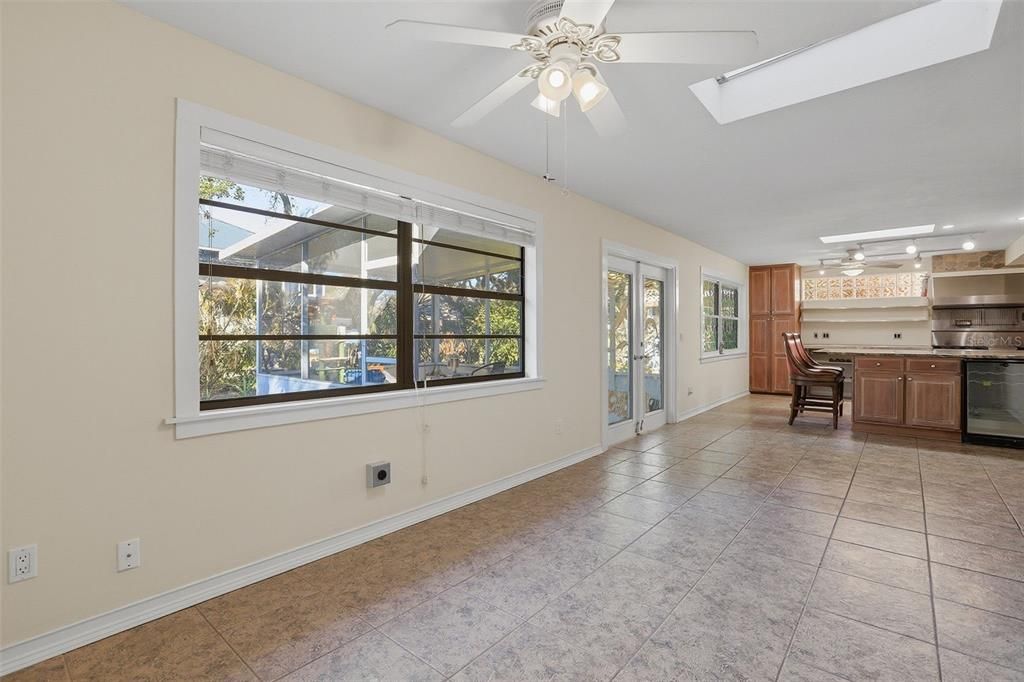 Active With Contract: $550,000 (3 beds, 2 baths, 1818 Square Feet)