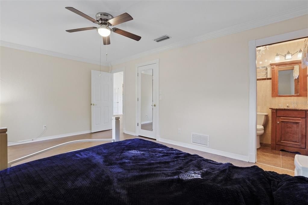 Active With Contract: $550,000 (3 beds, 2 baths, 1818 Square Feet)