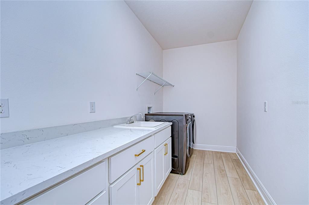 En Renta: $3,450 (4 camas, 3 baños, 2691 Pies cuadrados)