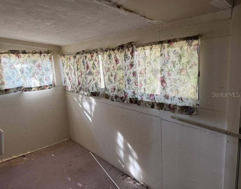 На продажу: $174,900 (3 спален, 1 ванн, 1493 Квадратных фут)